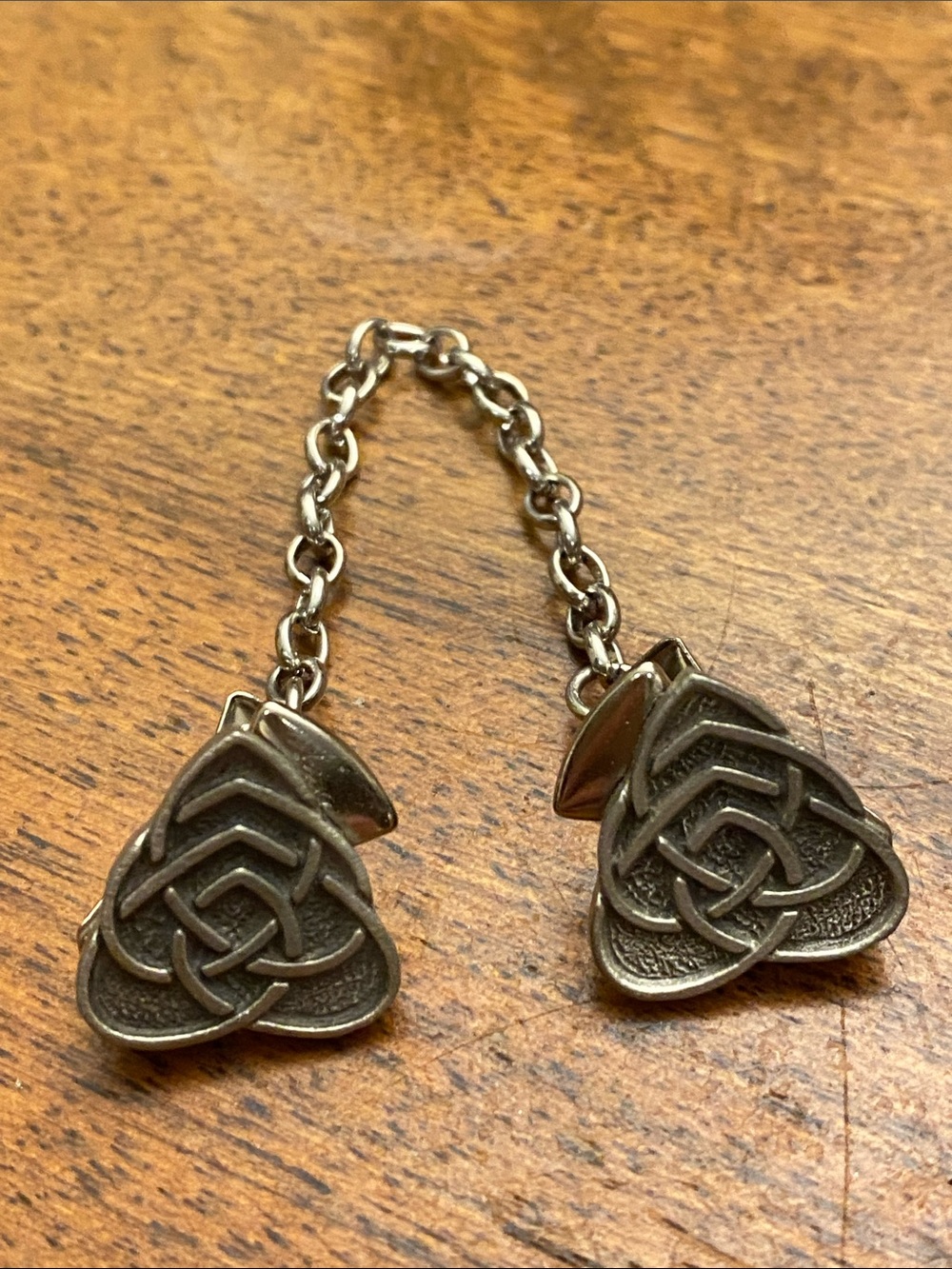 Celtic Heart Sweater Clip
